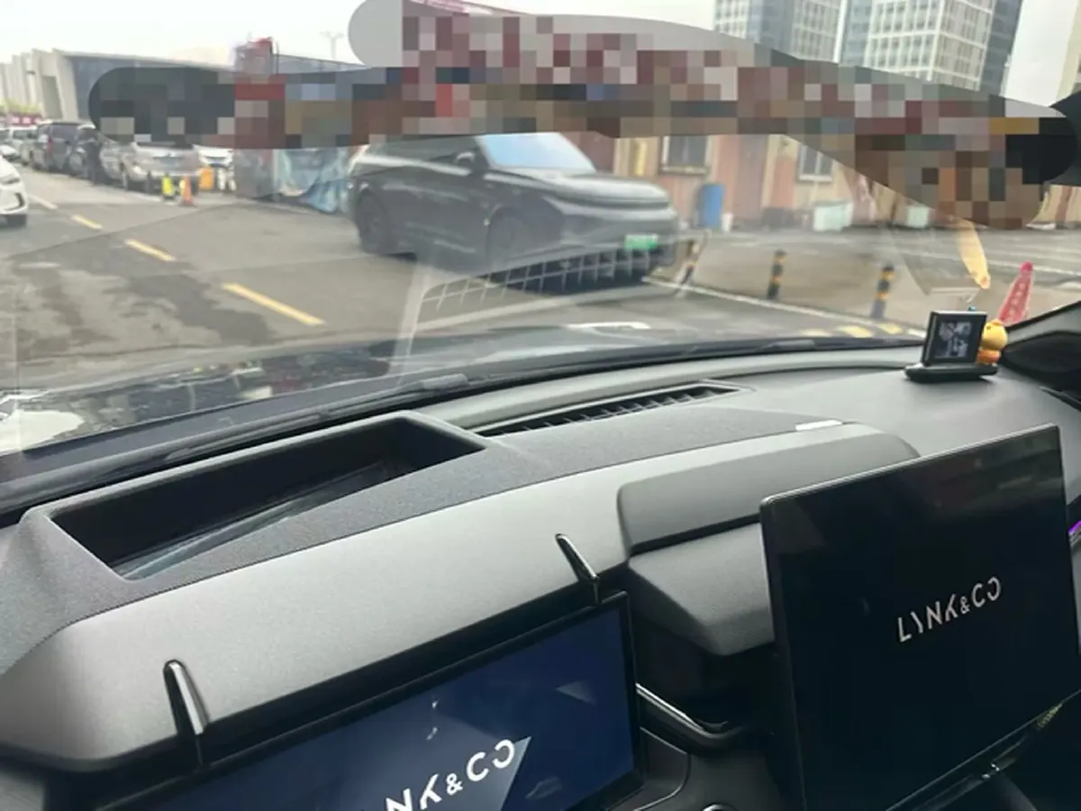 2025 LYNK&CO 03 2.0T 254HP L4 7DCT,autocango,china used car exporter,china ev exporter,chinese used car exporter,chinese used ev exporter