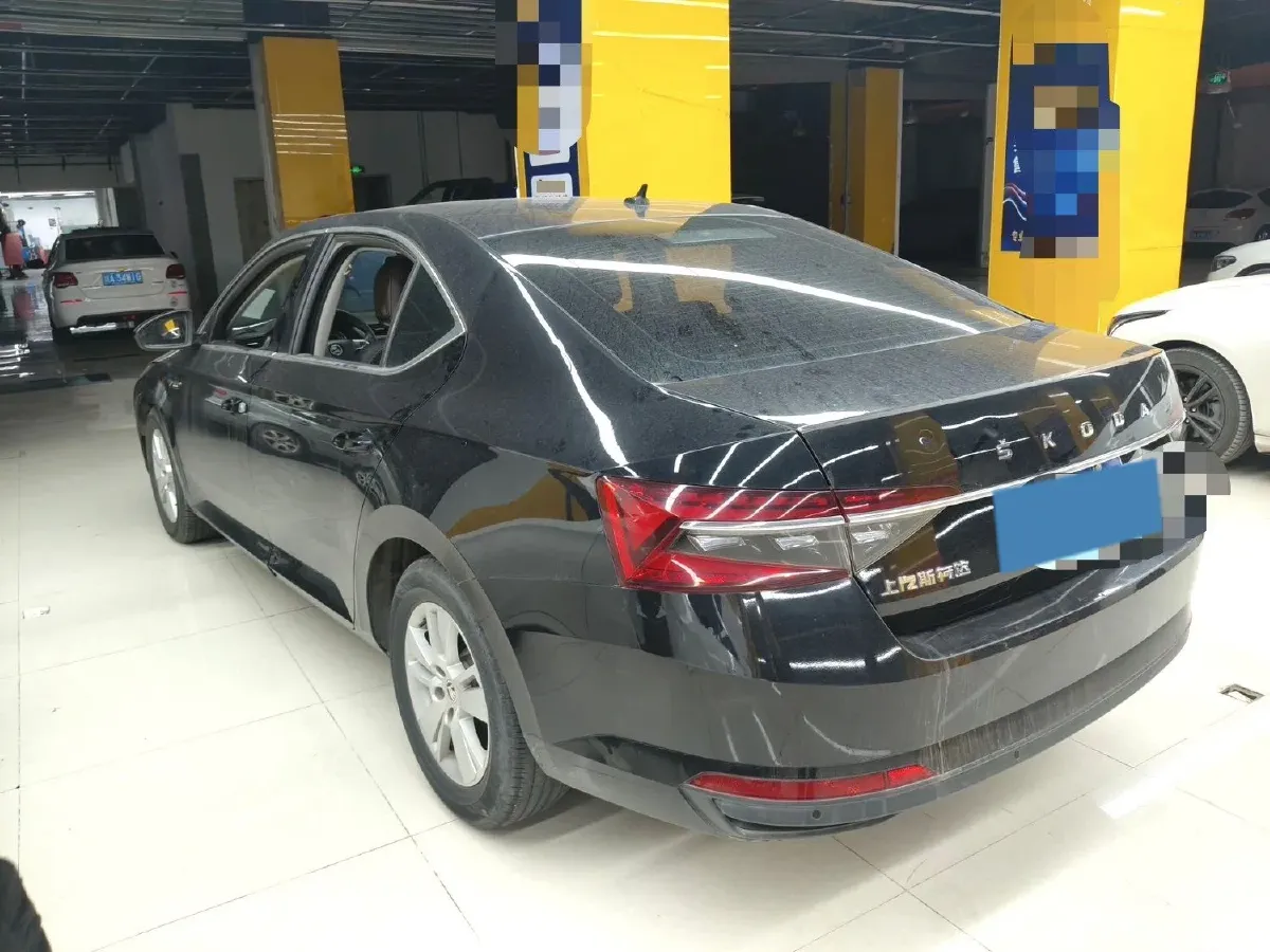 2019 Skoda Superb 1.4T 150HP L4 7DCT,autocango,china used car exporter,china ev exporter,chinese used car exporter,chinese used ev exporter