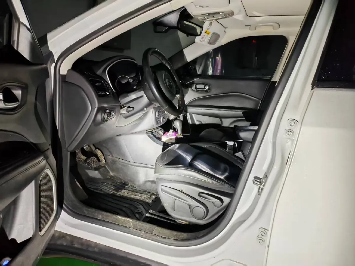 2020 Jeep Compass 1.3T 173HP L4 7DCT,autocango,china used car exporter,china ev exporter,chinese used car exporter,chinese used ev exporter