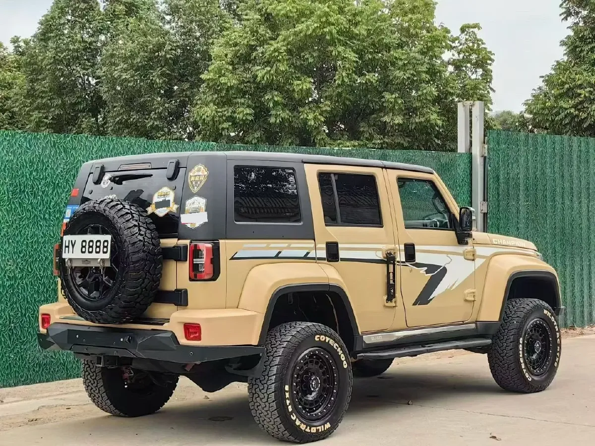 2019 Beijing BJ40 2.3T 231HP L4 6AT,autocango,china used car exporter,china ev exporter,chinese used car exporter,chinese used ev exporter