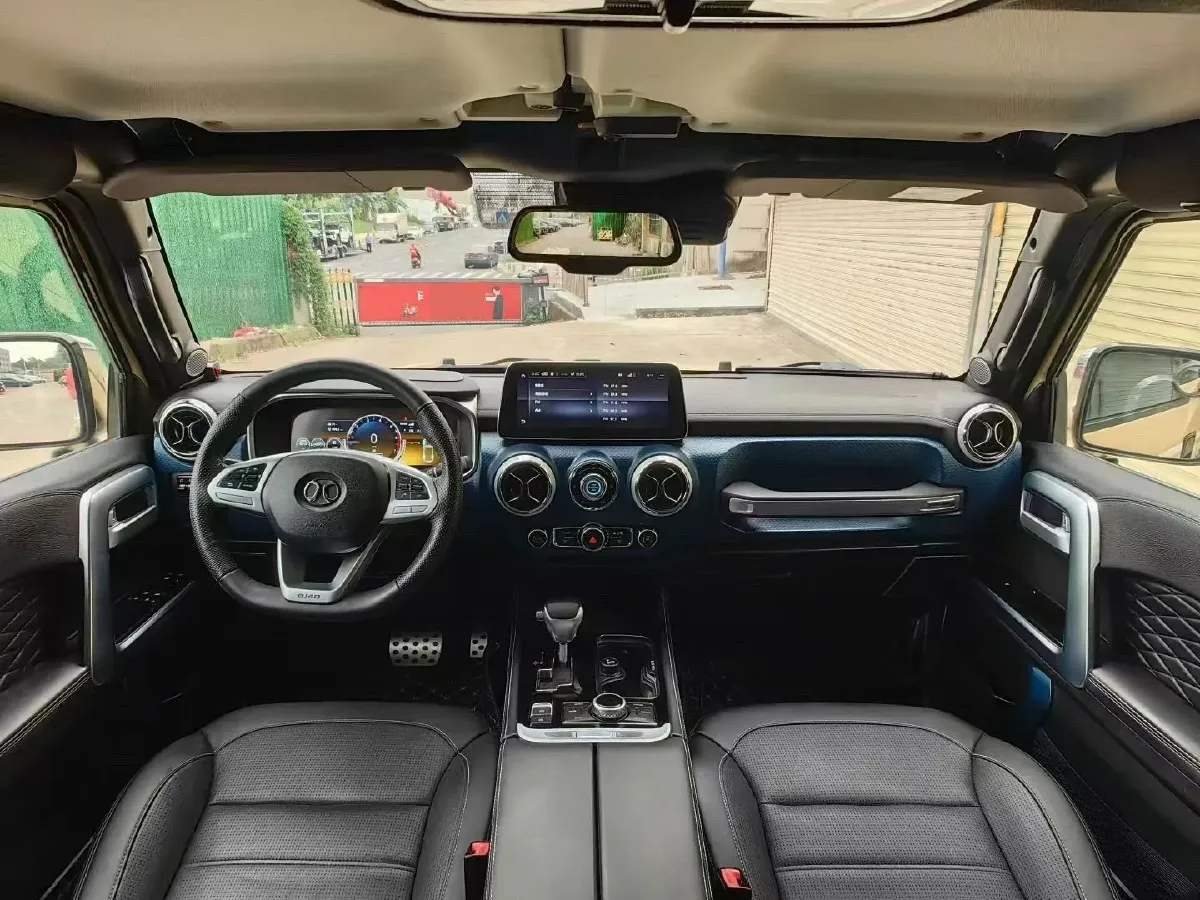2019 Beijing BJ40 2.3T 231HP L4 6AT,autocango,china used car exporter,china ev exporter,chinese used car exporter,chinese used ev exporter