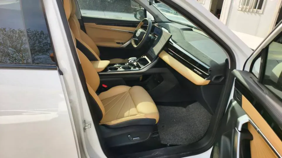 2023 Geely StarRay 1.5T 181HP L4 7DCT,autocango,china used car exporter,china ev exporter,chinese used car exporter,chinese used ev exporter