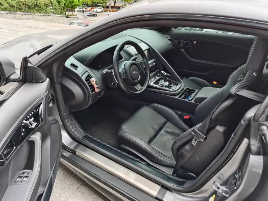 2024 Jaguar F-TYPE 2.0T 300HP L4 8AT,autocango,china used car exporter,china ev exporter,chinese used car exporter,chinese used ev exporter