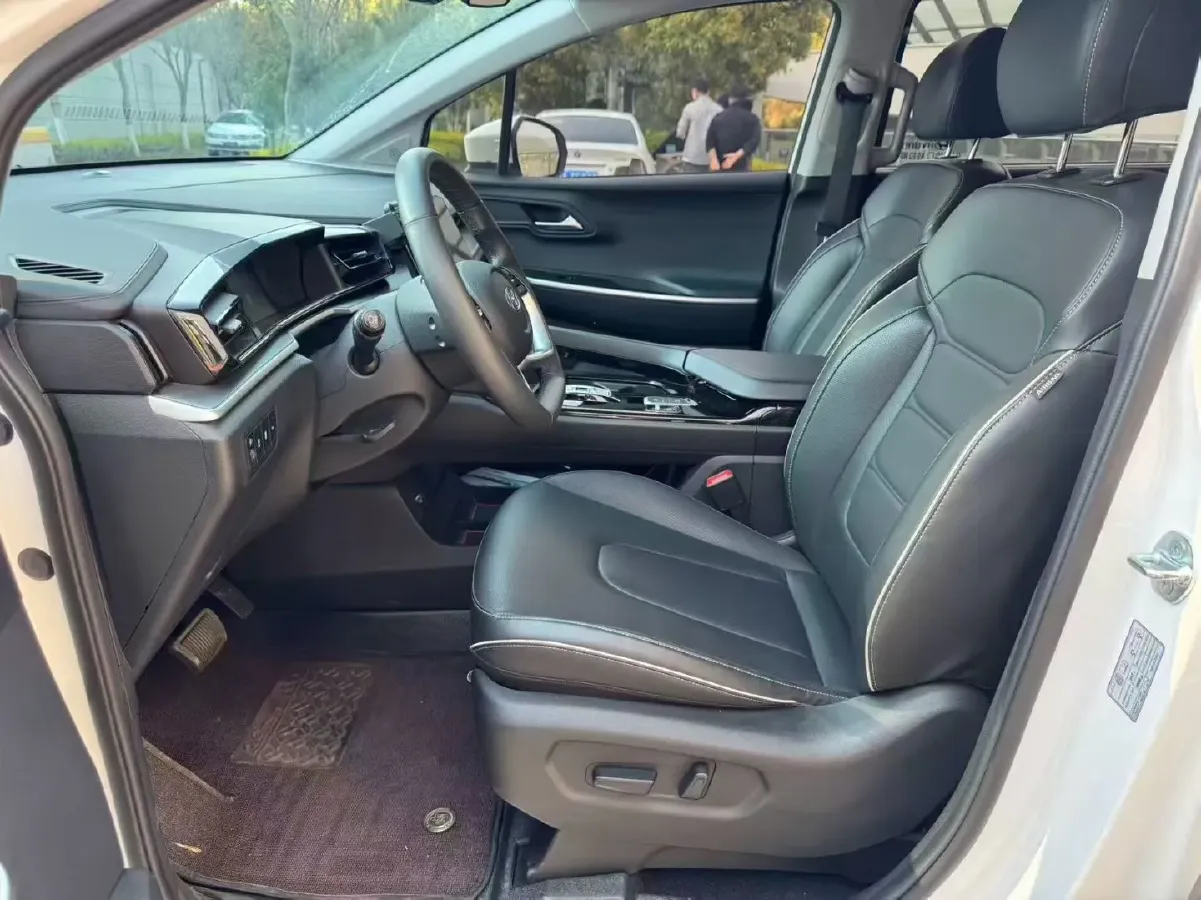 2024 Hyundai Custo 1.5T 170HP L4 8AT,autocango,china used car exporter,china ev exporter,chinese used car exporter,chinese used ev exporter