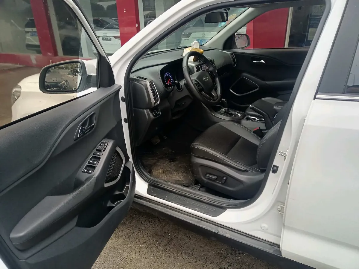 2018 Hyundai ix35 2.0L 160HP L4 6AT,autocango,china used car exporter,china ev exporter,chinese used car exporter,chinese used ev exporter