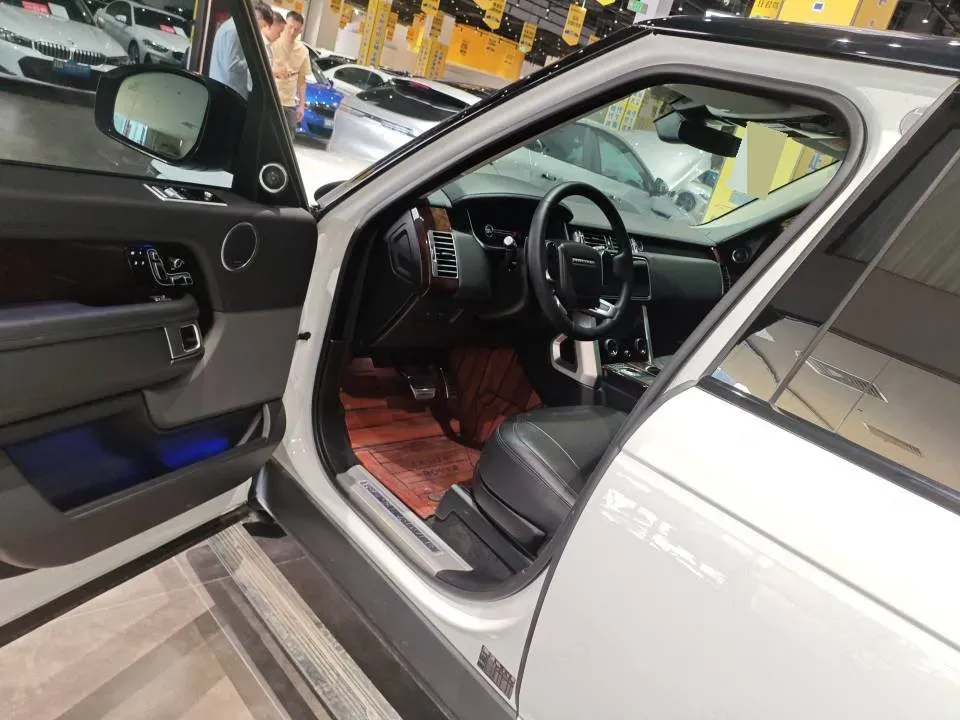 2020 Land Rover Range Rover 3.0T 400HP L6 8AT,autocango,china used car exporter,china ev exporter,chinese used car exporter,chinese used ev exporter
