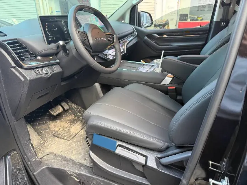 2025 MAXUS G10 2.0T 261HP L4 8AT,autocango,china used car exporter,china ev exporter,chinese used car exporter,chinese used ev exporter