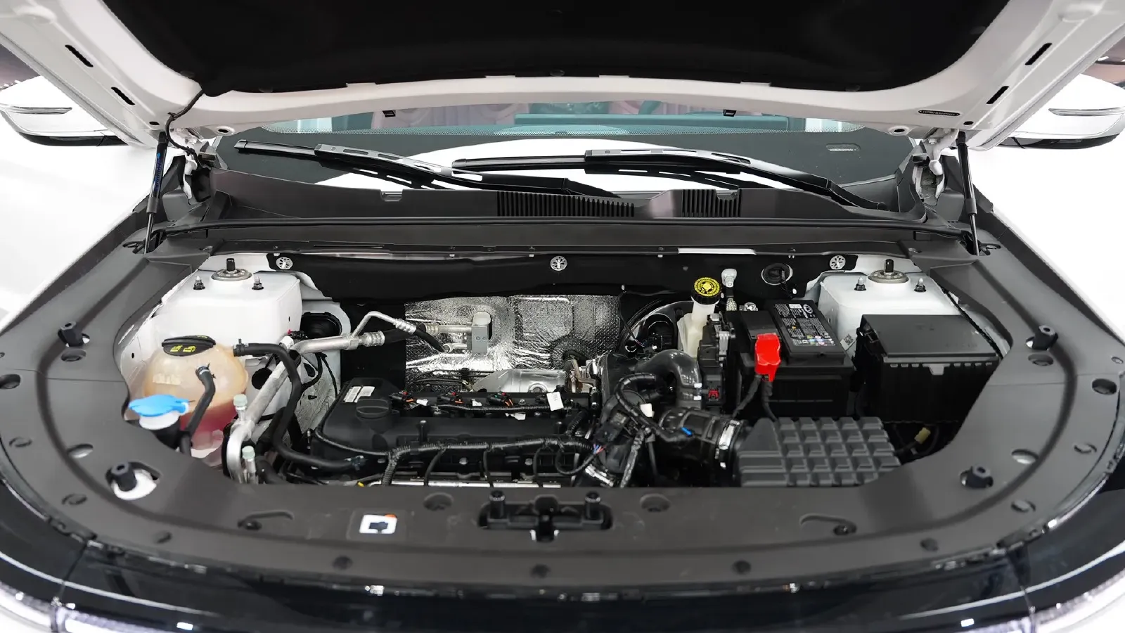 2025 Jetour X70 Plus 1.5T 156HP L4 6DCT,autocango,china used car exporter,china ev exporter,chinese used car exporter,chinese used ev exporter