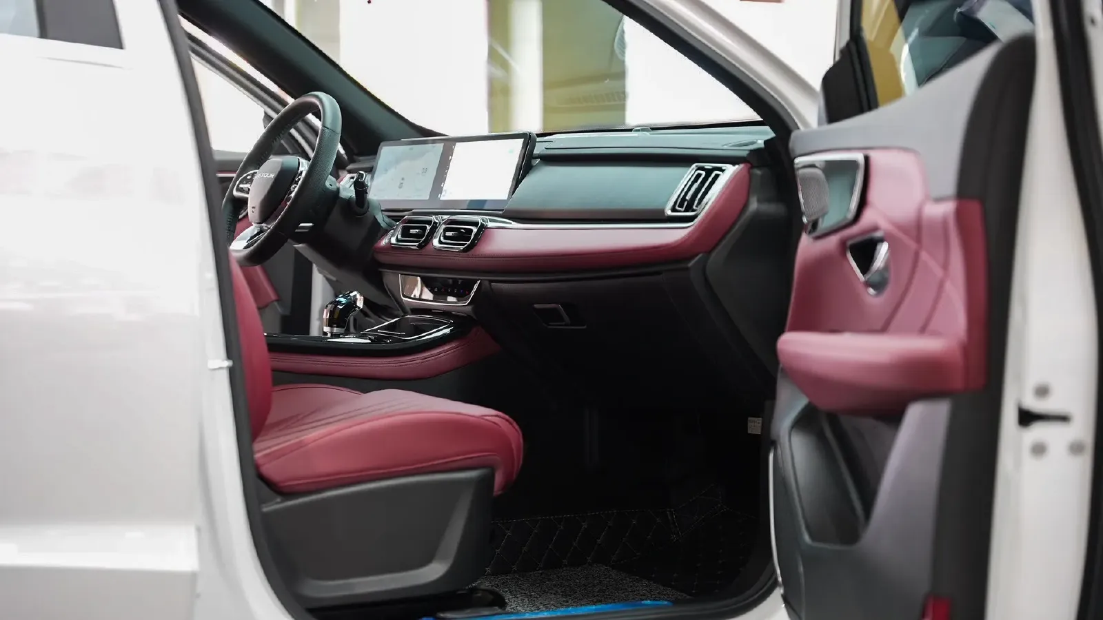 2025 Jetour X70 Plus 1.5T 156HP L4 6DCT,autocango,china used car exporter,china ev exporter,chinese used car exporter,chinese used ev exporter