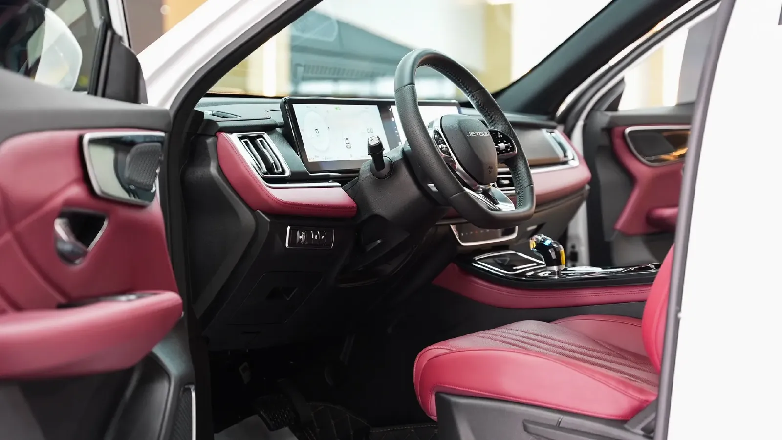 2025 Jetour X70 Plus 1.5T 156HP L4 6DCT,autocango,china used car exporter,china ev exporter,chinese used car exporter,chinese used ev exporter