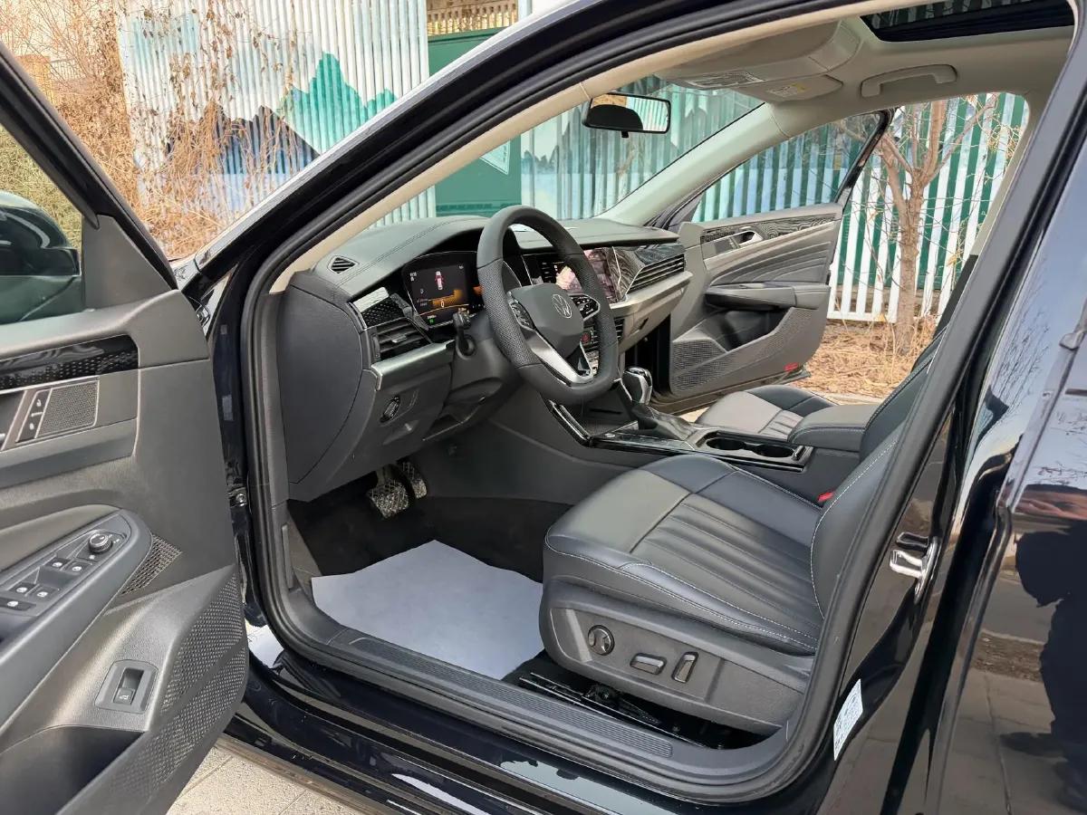 2022 Volkswagen Lamando 1.4T 150HP L4 7DCT,autocango,china used car exporter,china ev exporter,chinese used car exporter,chinese used ev exporter