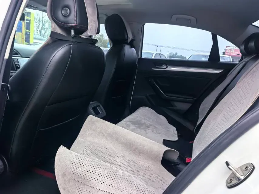 2017 Volkswagen Lamando 1.4T 131HP L4 7DCT,autocango,china used car exporter,china ev exporter,chinese used car exporter,chinese used ev exporter