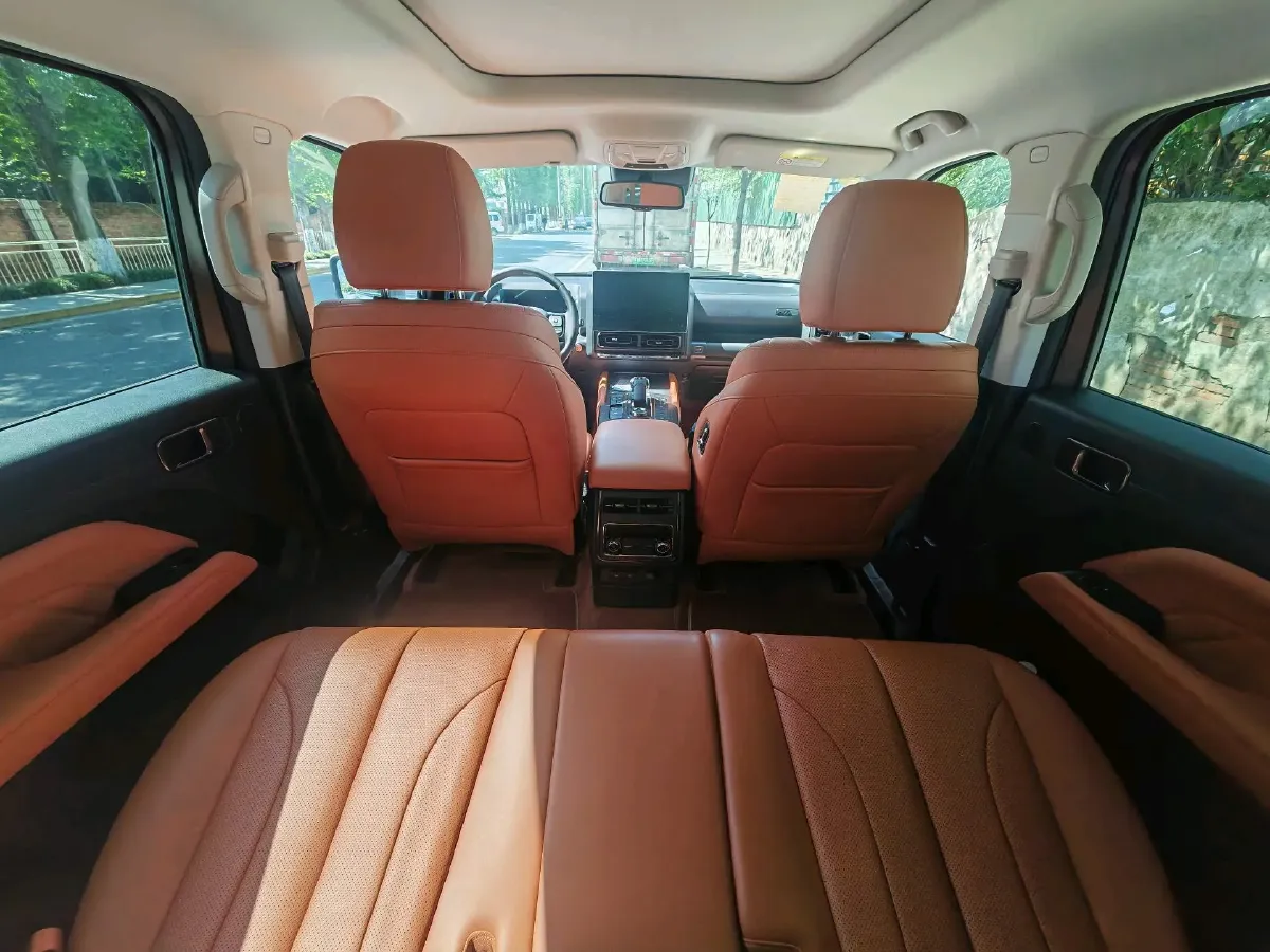 2024 Haval H9 2.0T 224HP L4 8AT,autocango,china used car exporter,china ev exporter,chinese used car exporter,chinese used ev exporter