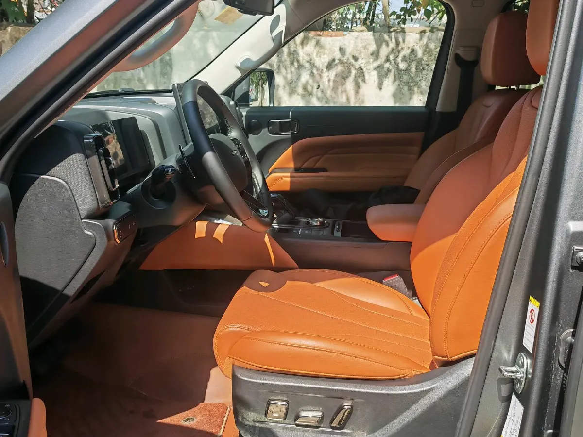 2024 Haval H9 2.0T 224HP L4 8AT,autocango,china used car exporter,china ev exporter,chinese used car exporter,chinese used ev exporter