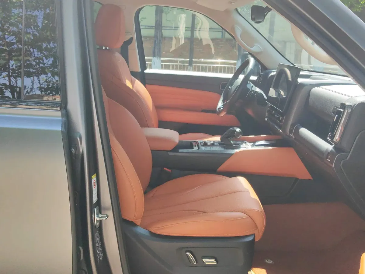 2024 Haval H9 2.0T 224HP L4 8AT,autocango,china used car exporter,china ev exporter,chinese used car exporter,chinese used ev exporter