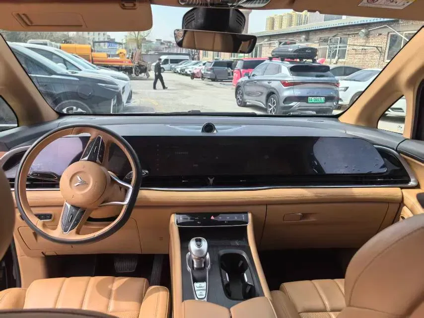 2024 Voyah Dream BEV 108.73KWH,autocango,china used car exporter,china ev exporter,chinese used car exporter,chinese used ev exporter