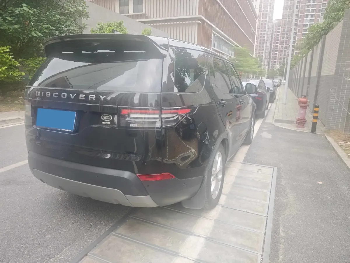 2018 Land Rover Discovery 3.0T 340HP V6 8AT,autocango,china used car exporter,china ev exporter,chinese used car exporter,chinese used ev exporter