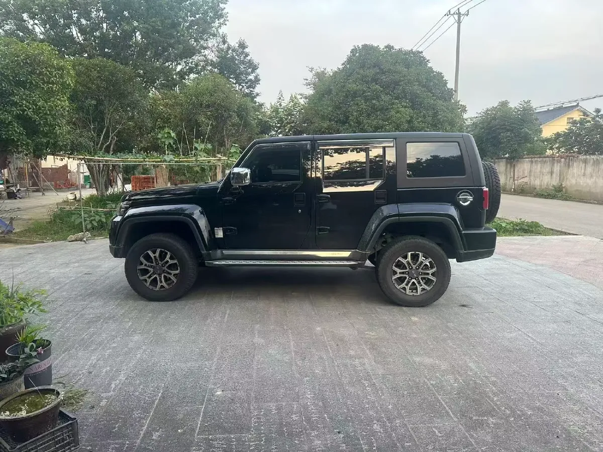 2024 Beijing BJ40 2.0T 245HP L4 8AT,autocango,china used car exporter,china ev exporter,chinese used car exporter,chinese used ev exporter