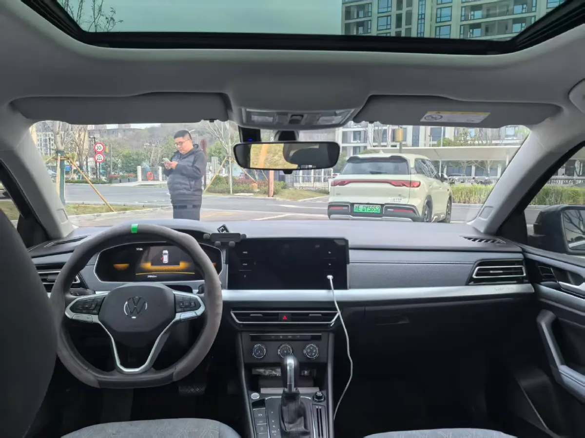 2023 Volkswagen Lavida 1.4T 150HP L4 7DCT,autocango,china used car exporter,china ev exporter,chinese used car exporter,chinese used ev exporter