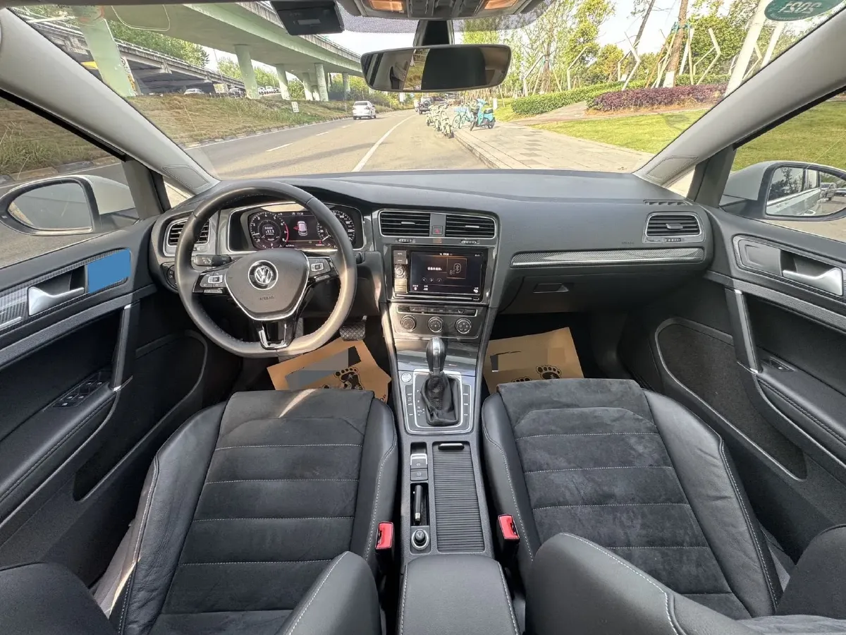 2019 Volkswagen Golf 1.4T 150HP L4 7DCT,autocango,china used car exporter,china ev exporter,chinese used car exporter,chinese used ev exporter