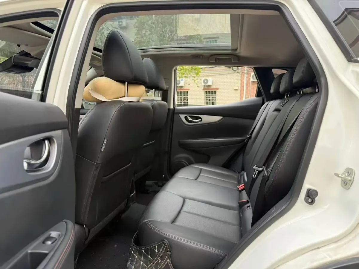 2022 Nissan Qashqai 2.0L 151HP L4 CVT,autocango,china used car exporter,china ev exporter,chinese used car exporter,chinese used ev exporter