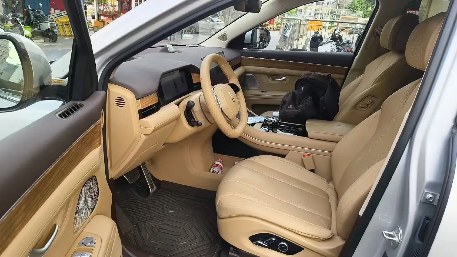 2024 Ford Transit 2.0T 143HP L4 9AT,autocango,china used car exporter,china ev exporter,chinese used car exporter,chinese used ev exporter