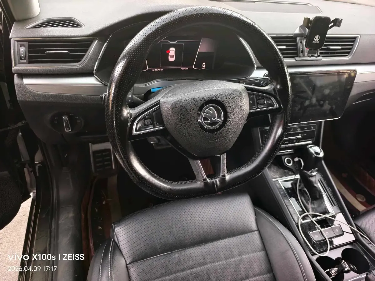 2023 Skoda Superb 1.4T 150HP L4 7DCT,autocango,china used car exporter,china ev exporter,chinese used car exporter,chinese used ev exporter