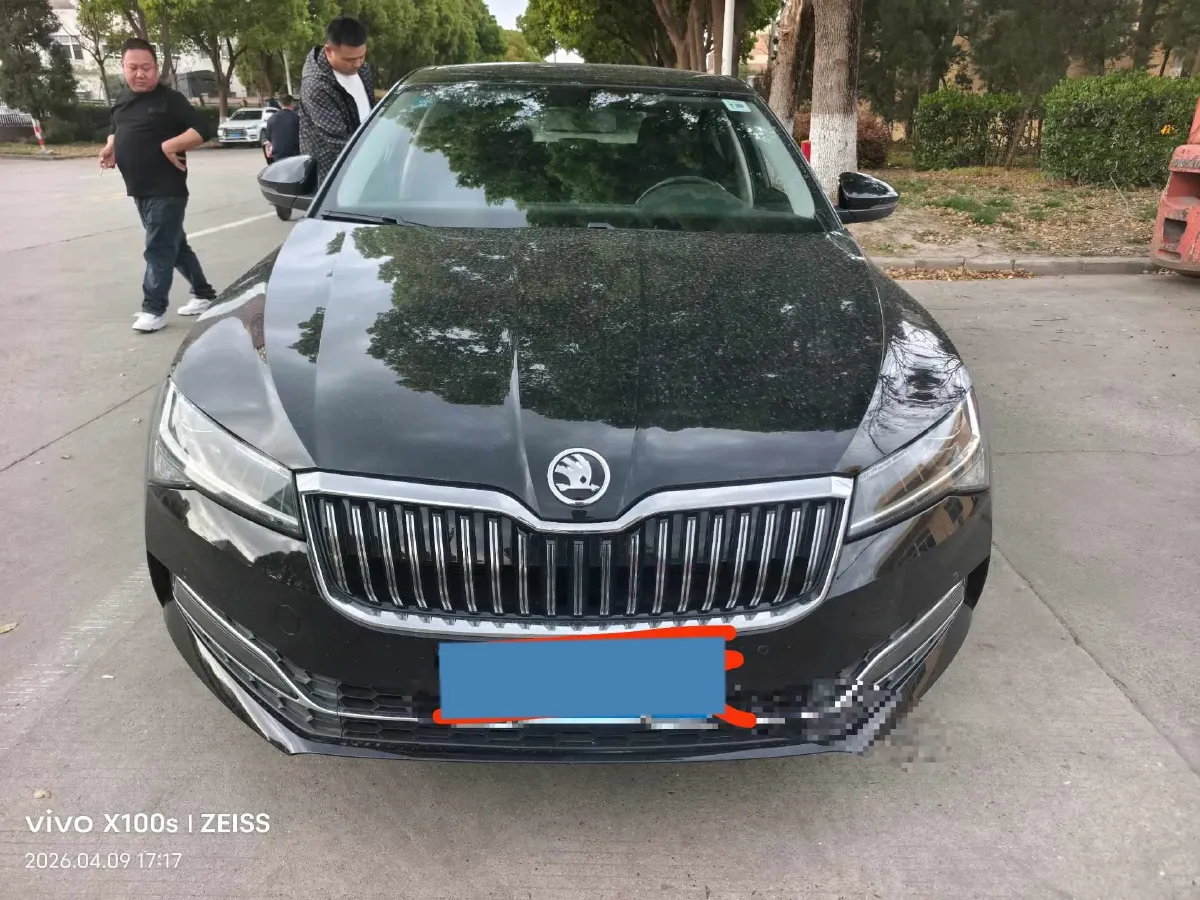2023 Skoda Superb 1.4T 150HP L4 7DCT,autocango,china used car exporter,china ev exporter,chinese used car exporter,chinese used ev exporter