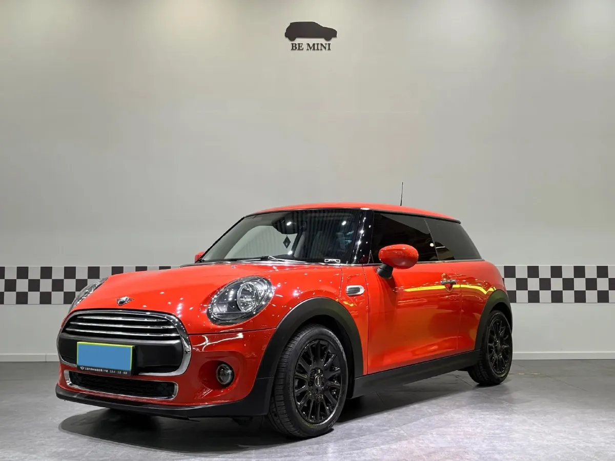 2020 MINI MINI 1.5T 102HP L3 7DCT,autocango,china used car exporter,china ev exporter,chinese used car exporter,chinese used ev exporter