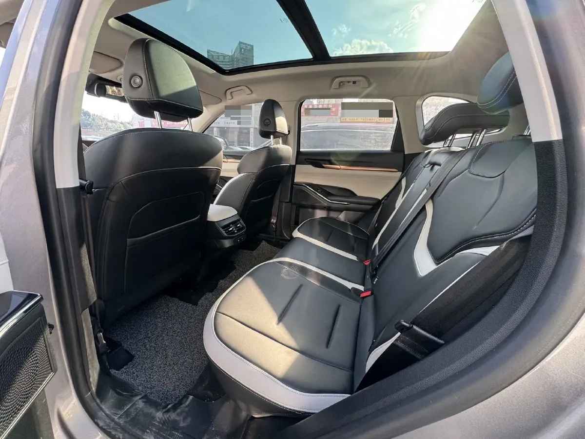 2021 Haval H6 1.5T 169HP L4 7DCT,autocango,china used car exporter,china ev exporter,chinese used car exporter,chinese used ev exporter