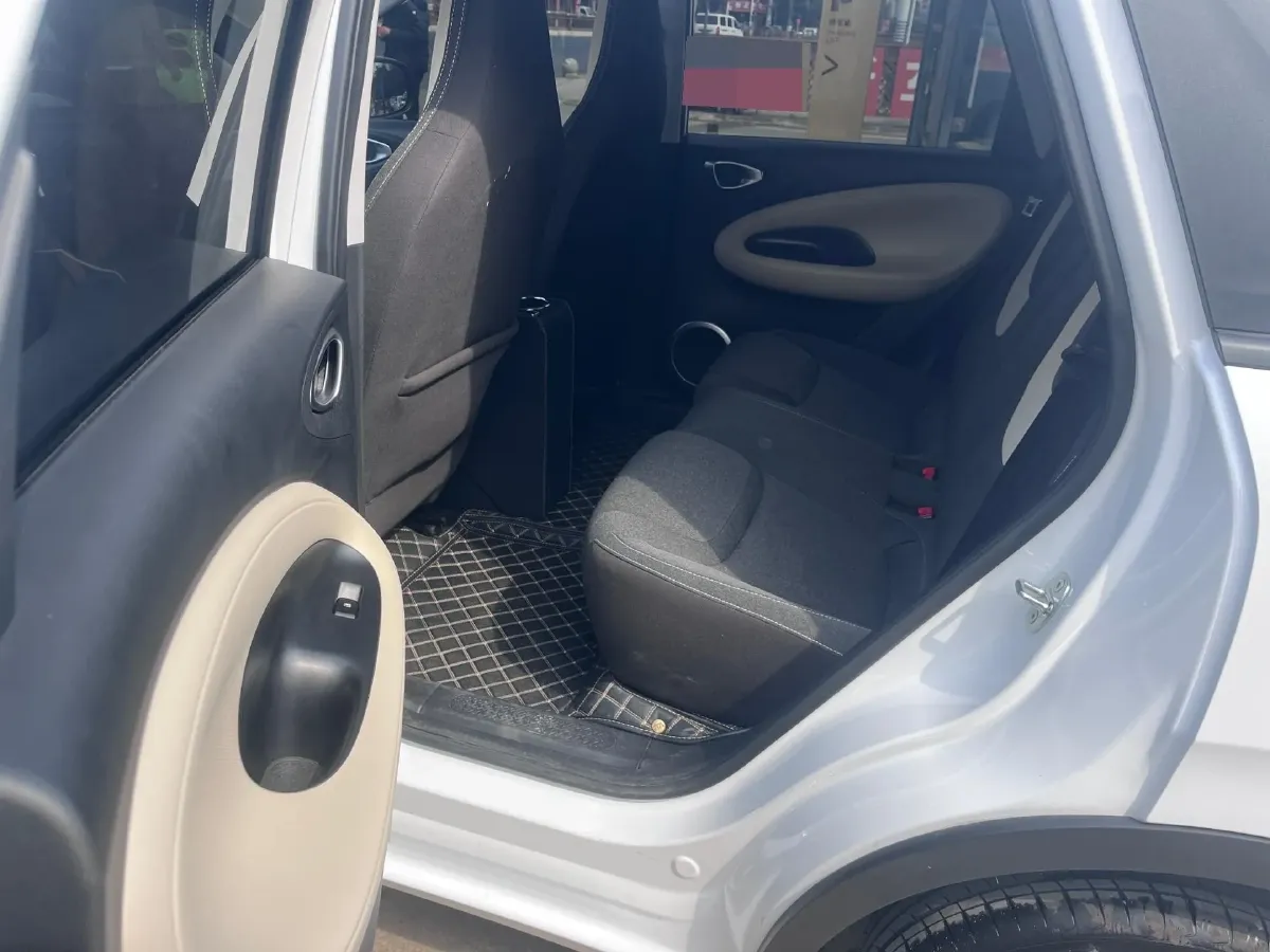 2024 WuLing BinGuo BEV 17.3KWH,autocango,china used car exporter,china ev exporter,chinese used car exporter,chinese used ev exporter