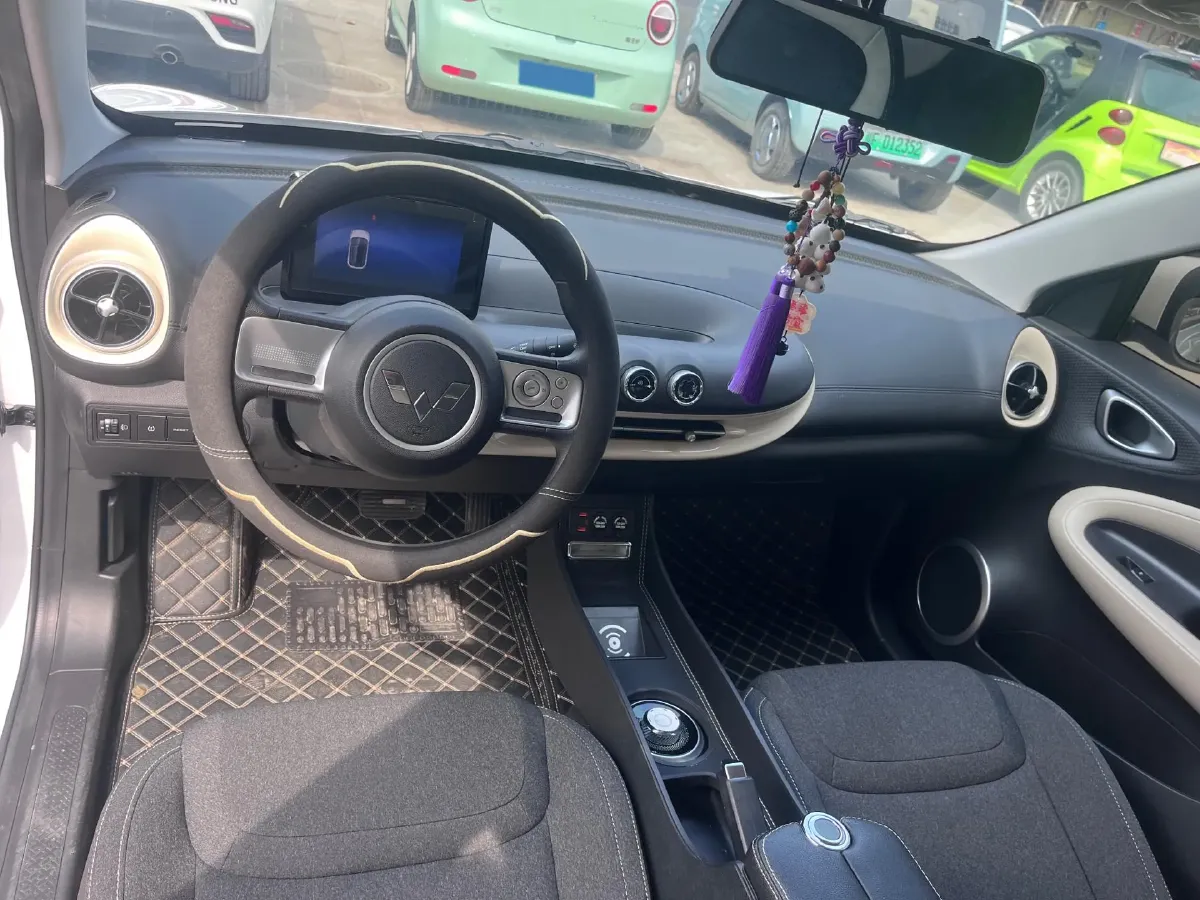 2024 WuLing BinGuo BEV 17.3KWH,autocango,china used car exporter,china ev exporter,chinese used car exporter,chinese used ev exporter