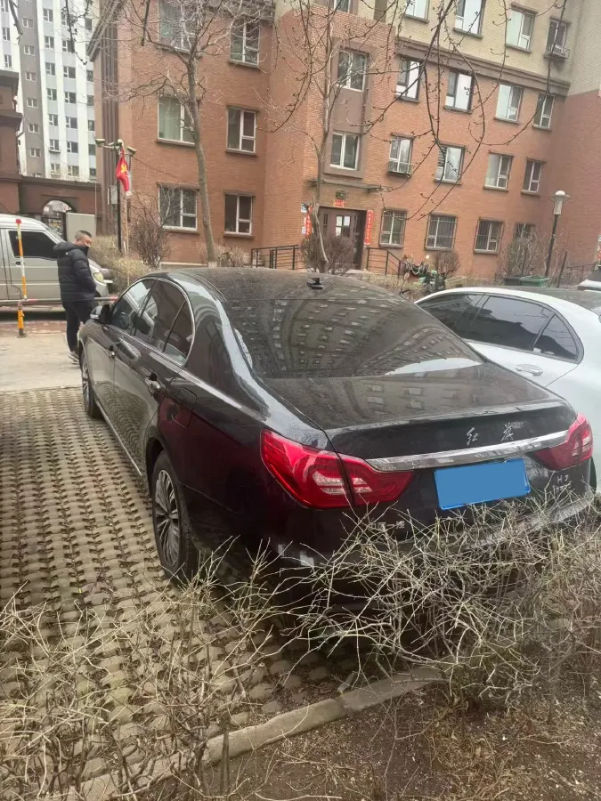 2019 HongQi H7 2.0T 204HP L4 6AT,autocango,china used car exporter,china ev exporter,chinese used car exporter,chinese used ev exporter