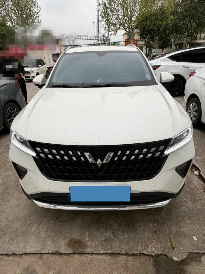 2022 WuLing XingChi 1.5L 99HP L4 6MT,autocango,china used car exporter,china ev exporter,chinese used car exporter,chinese used ev exporter