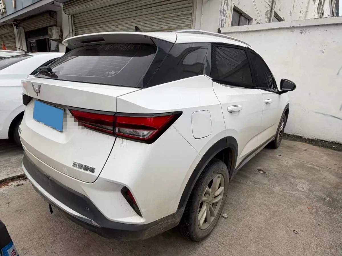 2022 WuLing XingChi 1.5L 99HP L4 6MT,autocango,china used car exporter,china ev exporter,chinese used car exporter,chinese used ev exporter
