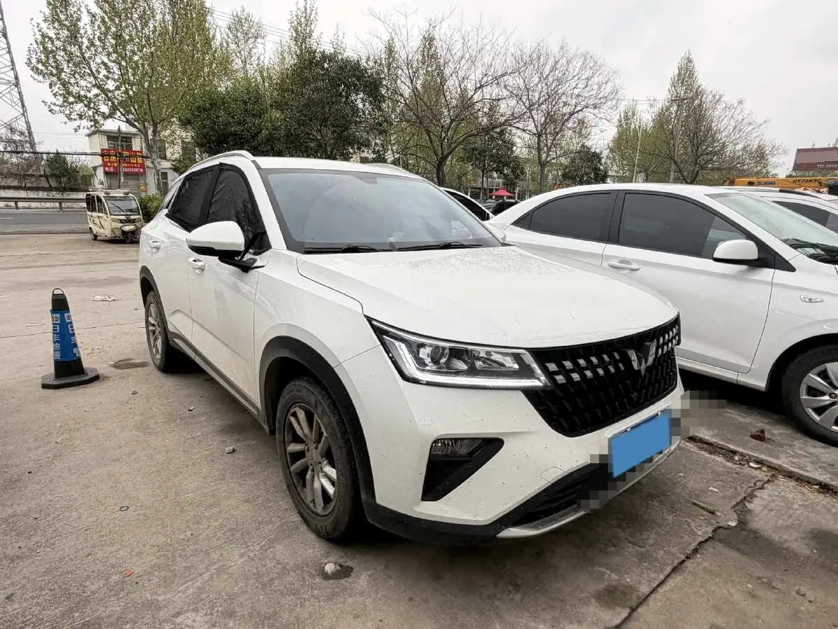 2022 WuLing XingChi 1.5L 99HP L4 6MT,autocango,china used car exporter,china ev exporter,chinese used car exporter,chinese used ev exporter