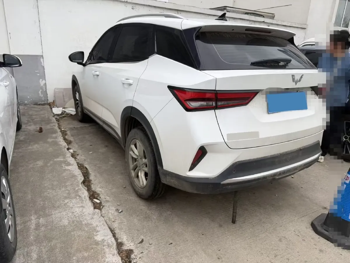 2022 WuLing XingChi 1.5L 99HP L4 6MT,autocango,china used car exporter,china ev exporter,chinese used car exporter,chinese used ev exporter