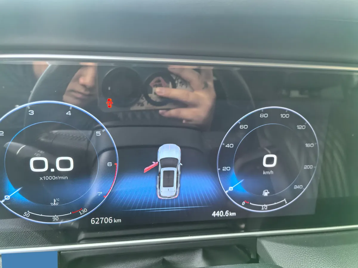 2022 HongQi HS5 2.0T 224HP L4 6AT,autocango,china used car exporter,china ev exporter,chinese used car exporter,chinese used ev exporter