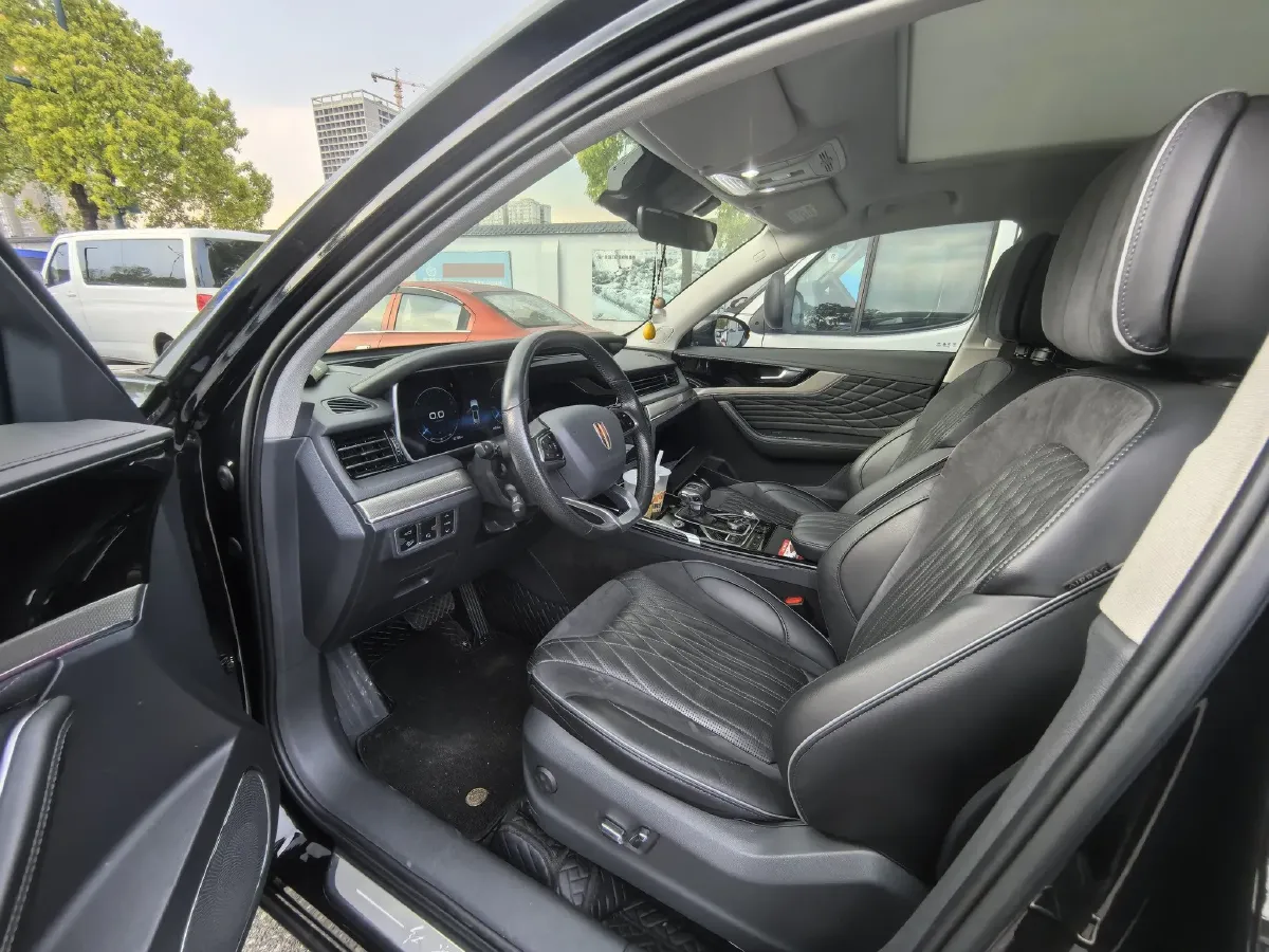 2022 HongQi HS5 2.0T 224HP L4 6AT,autocango,china used car exporter,china ev exporter,chinese used car exporter,chinese used ev exporter