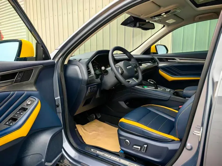 2020 ChangAn CS75 Plus 2.0T 233HP L4 8AT,autocango,china used car exporter,china ev exporter,chinese used car exporter,chinese used ev exporter