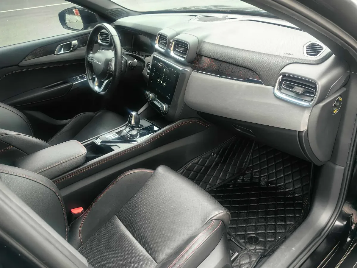 2019 Qoros 5 1.6T 197HP L4 7DCT,autocango,china used car exporter,china ev exporter,chinese used car exporter,chinese used ev exporter