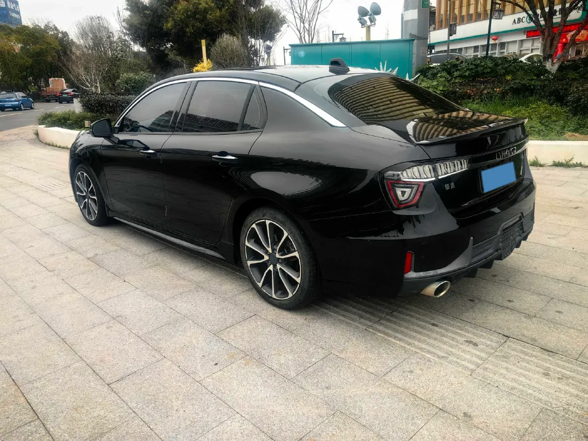 2019 Qoros 5 1.6T 197HP L4 7DCT,autocango,china used car exporter,china ev exporter,chinese used car exporter,chinese used ev exporter