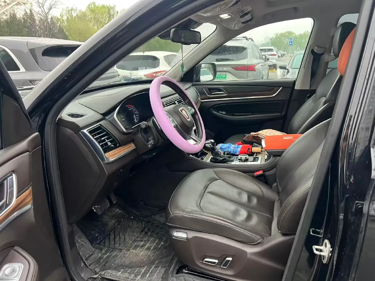 2019 Roewe RX8 2.0T 222HP L4 6AT,autocango,china used car exporter,china ev exporter,chinese used car exporter,chinese used ev exporter