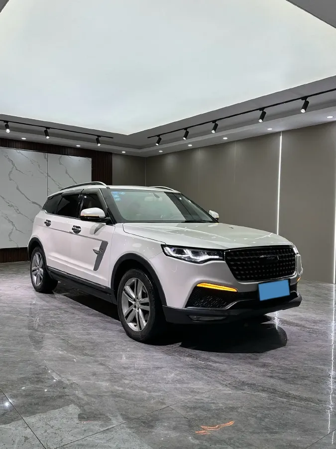 2017 Zotye T700 1.8T 177HP L4 6DCT,autocango,china used car exporter,china ev exporter,chinese used car exporter,chinese used ev exporter