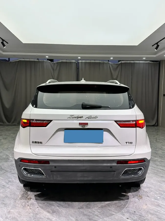 2017 Zotye T700 1.8T 177HP L4 6DCT,autocango,china used car exporter,china ev exporter,chinese used car exporter,chinese used ev exporter