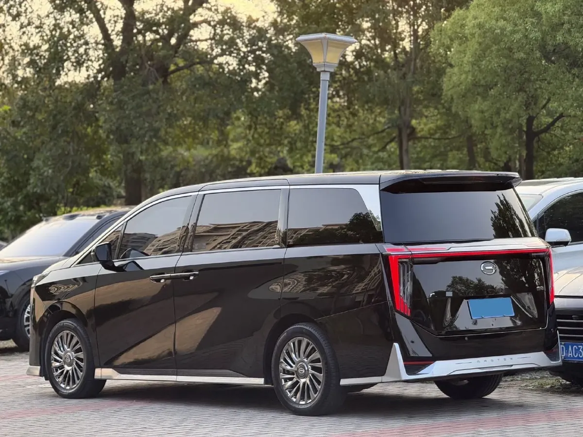 2023 GAC Trumpchi M8 2.0T 252HP L4 8AT,autocango,china used car exporter,china ev exporter,chinese used car exporter,chinese used ev exporter