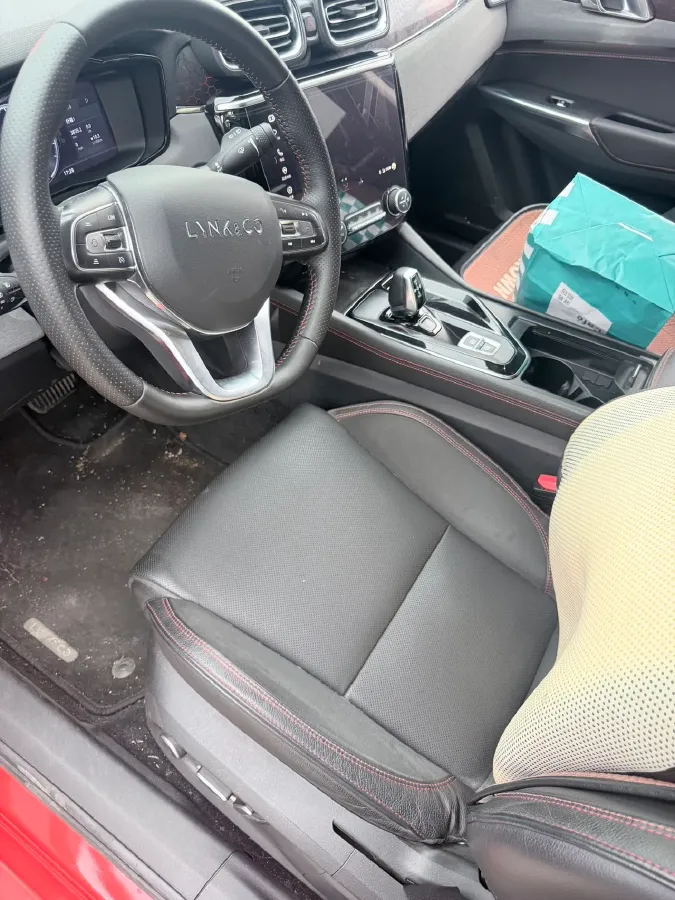 2018 Toyota C-HR 2.0L 171HP L4 CVT,autocango,china used car exporter,china ev exporter,chinese used car exporter,chinese used ev exporter