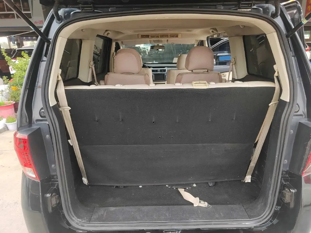 2018 HaiMa Family F5 1.6L 125HP L4 5MT,autocango,china used car exporter,china ev exporter,chinese used car exporter,chinese used ev exporter