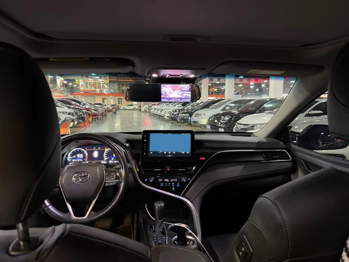 2021 Toyota Camry 2.5L 209HP L4 8AT,autocango,china used car exporter,china ev exporter,chinese used car exporter,chinese used ev exporter