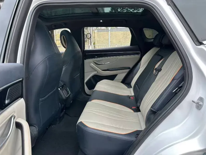 2021 Geely JiaJi 1.5T 177HP L3 7DCT PHEV 11.3KWH,autocango,china used car exporter,china ev exporter,chinese used car exporter,chinese used ev exporter